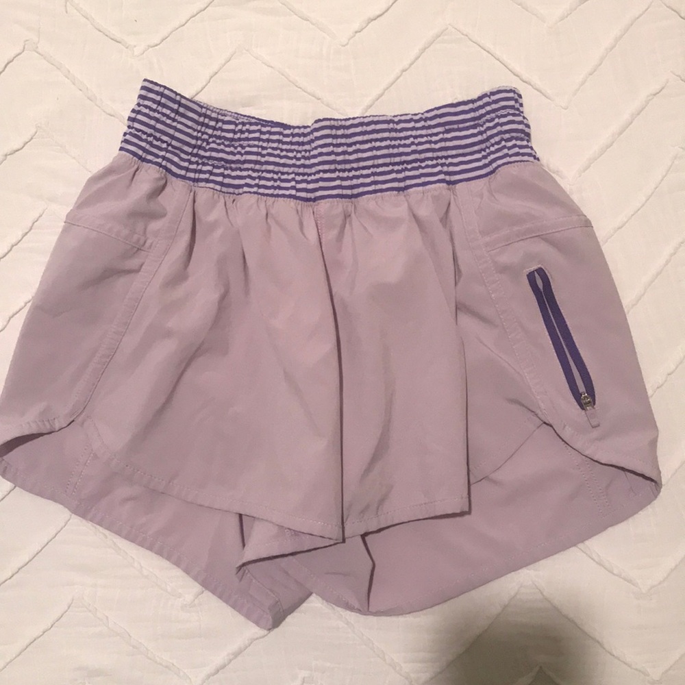 SUPER CUTE LILAC LULU LEMON SHORTS